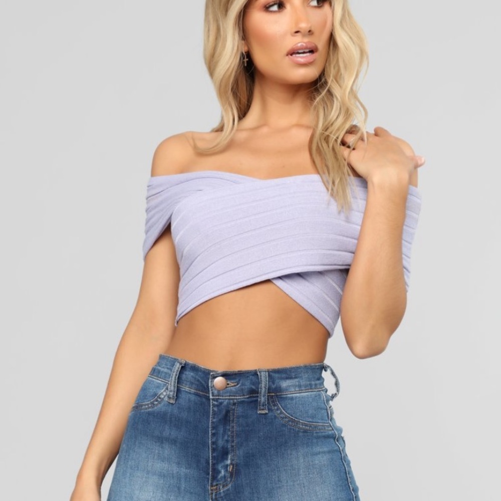 Impossible to love crop top